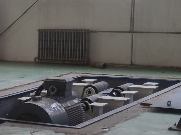 兩驅底盤測功機